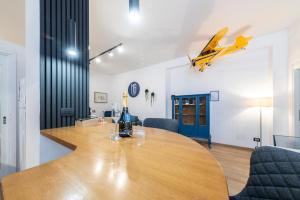 The business area and/or conference room at NG Guest House l'Acquedotto