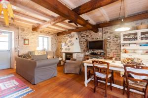 Φωτογραφία από το άλμπουμ του Tuscan Country House - Capanna dei muli σε Regnano