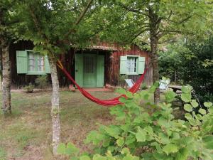 Zahrada ubytování Chalet au coeur d'un parc de 4 ha