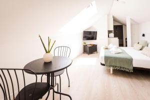 Hostel Charino客房内的一张或多张床位