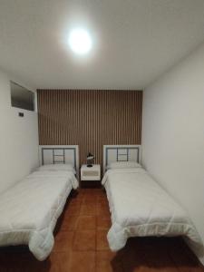 Imagen de la galería de Vivienda con jardin y acceso a pequeña playa, en O Grove