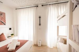Hostel Charino客房内的一张或多张床位