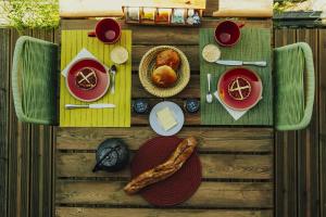 Jídlo v bed and breakfast nebo okolí