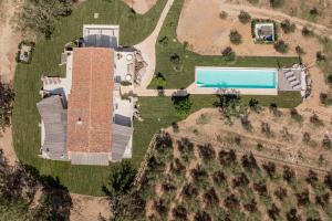 Bazén v ubytování Villa Super Lusso e Design con Piscina nebo v jeho okolí + 58 fotografií