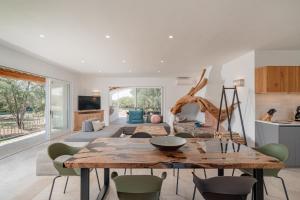 Posezení v ubytování Villa Super Lusso e Design con Piscina