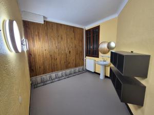 Fotografie z fotogalerie ubytování Hôtel Val Du Tech v destinaci Prats-de-Mollo-la-Preste