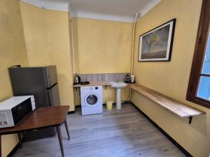 Kuchyň nebo kuchyňský kout v ubytování Hôtel Val Du Tech