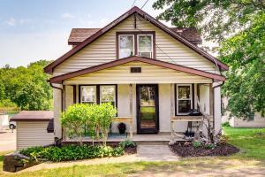 Taman di luar 3 Mi to Seneca Lake Couples Apt with River Access