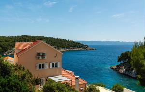 Landskap semula jadi dekat dengan apartmen