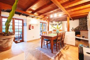 Køkken eller tekøkken på Casa Papaya 1, La Palma