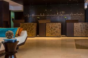 Posezení v ubytování Renaissance Barcelona Hotel