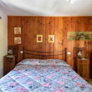 Ένα ή περισσότερα κρεβάτια σε δωμάτιο στο Holiday home in Ceppo Morelli - Piemont 52109