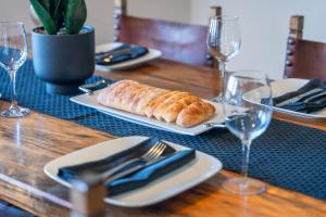 Φωτογραφία από το άλμπουμ του Soak & Stay Acacia Bay - spa, pet, family friendly σε Taupo +26 φωτογραφίες