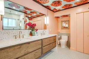 Bagno di Maximalist IG-Worthy Bachelorette Vibes with Virtue, Saltwater Pool and Poolhouse