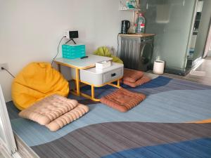 Ein Bett oder Betten in einem Zimmer der Unterkunft Guangzhou City Center Apartment