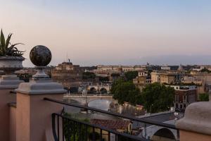 A general view of Róma or a view of the city taken from Az apartmant