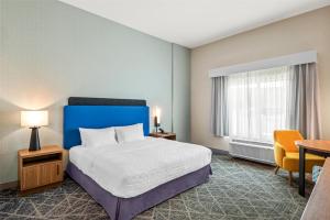 Postel nebo postele na pokoji v ubytování Hampton Inn Cooperstown