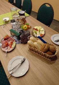 
Frühstücksoptionen für Gäste der Unterkunft Heidebistro
