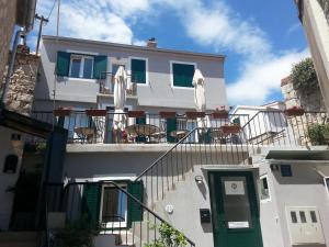 Balkón alebo terasa v ubytovaní Golden B&B