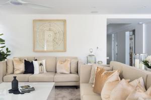 Luxury Couples Escape - Vue One的休息区