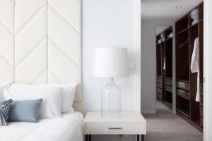 Luxury Couples Escape - Vue One的休息区