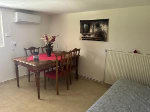 Fotografie z fotogalerie ubytování Tiny Comfort House v destinaci Kyllini