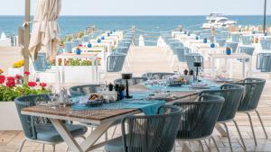 Ein allgemeiner Meerblick oder ein Meerblick von des Hotels aus