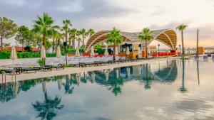 Der Swimmingpool an oder in der Nähe von Siu Collection - Ultra All Inclusive