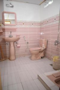 Gallery image of rain bow resort kachura in Skardu +2 photos