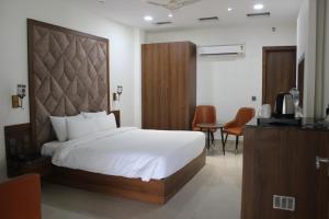 アグラにあるClarks inn Bichpuri Agraのギャラリーの写真