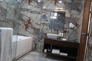 アグラにあるClarks inn Bichpuri Agraのギャラリーの写真 +21枚の写真