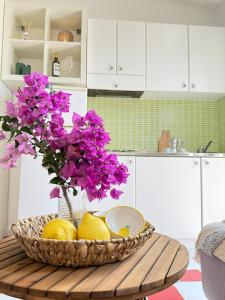 A kitchen or kitchenette at Apartment On Hill 2