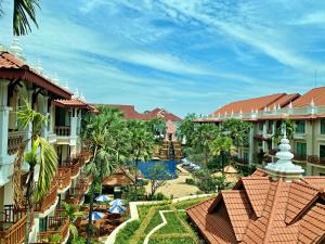 Bazén v ubytování Sokha Angkor Resort nebo v jeho okolí