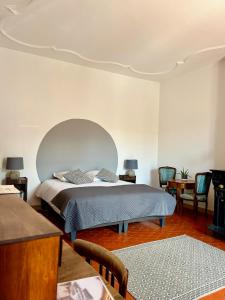 Postel nebo postele na pokoji v ubytování Entre Midi - Maison d'Hôtes - B&B + 37 fotografií