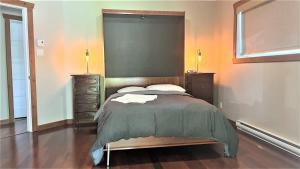 L'Audacieux - SPA, Billard, Poker, Arcade, fleuve, l'évasion VIP客房内的一张或多张床位