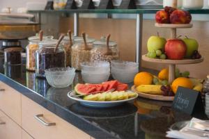 Makanan di atau berdekatan hotel