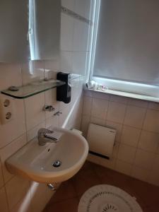 Gallery image of HOTEL RITTERS WEINSTUBEN kaffe restoran MERSEBURG in Merseburg