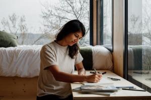 Afbeelding uit fotogalerij van Parcel Tiny House Cuverie au coeur des vignes in Saint-Martin-du-Mont