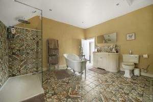 Et badeværelse på Priory cottage