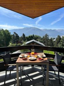 Γενική θέα στο βουνό ή θέα στο βουνό από  αυτό το διαμέρισμα