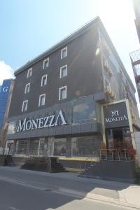 The building in which a szállodákat is located