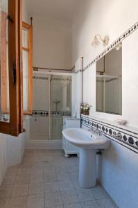 Ένα μπάνιο στο Cosetta Guest House
