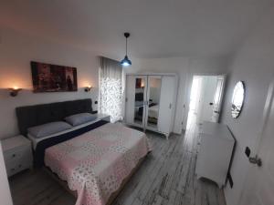 Katil atau katil-katil dalam bilik di Wonderful Villa In Oludeniz 2