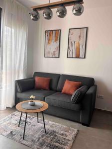 Khu vực ghế ngồi tại Apartman Kala Divčibare