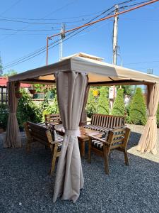Svalir eða verönd á Lia Guest House