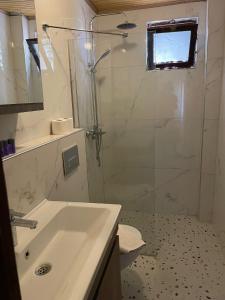 Koupelna v ubytování Xanthos Hotel Patara Ev