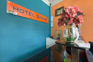 Certifikát, hodnocení, plakát nebo jiný dokument vystavený v ubytování Hotel 3Winz, Chow Kit Hospital Kuala Lumpur