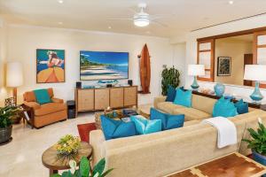 Posezení v ubytování Wailea's Super Chic - Super Luxe W Ocean Views! Experience Wailea Seashore K507!
