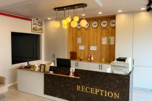 The lobby or reception area at Monezza Avcılar