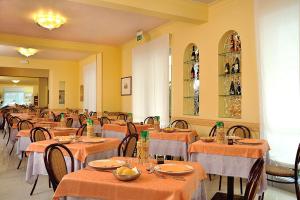 Restaurace v ubytování Hotel Venezia
